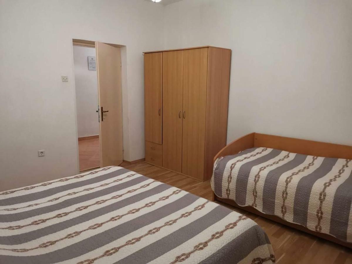 Apartmani Spomenka Seline Exterior foto